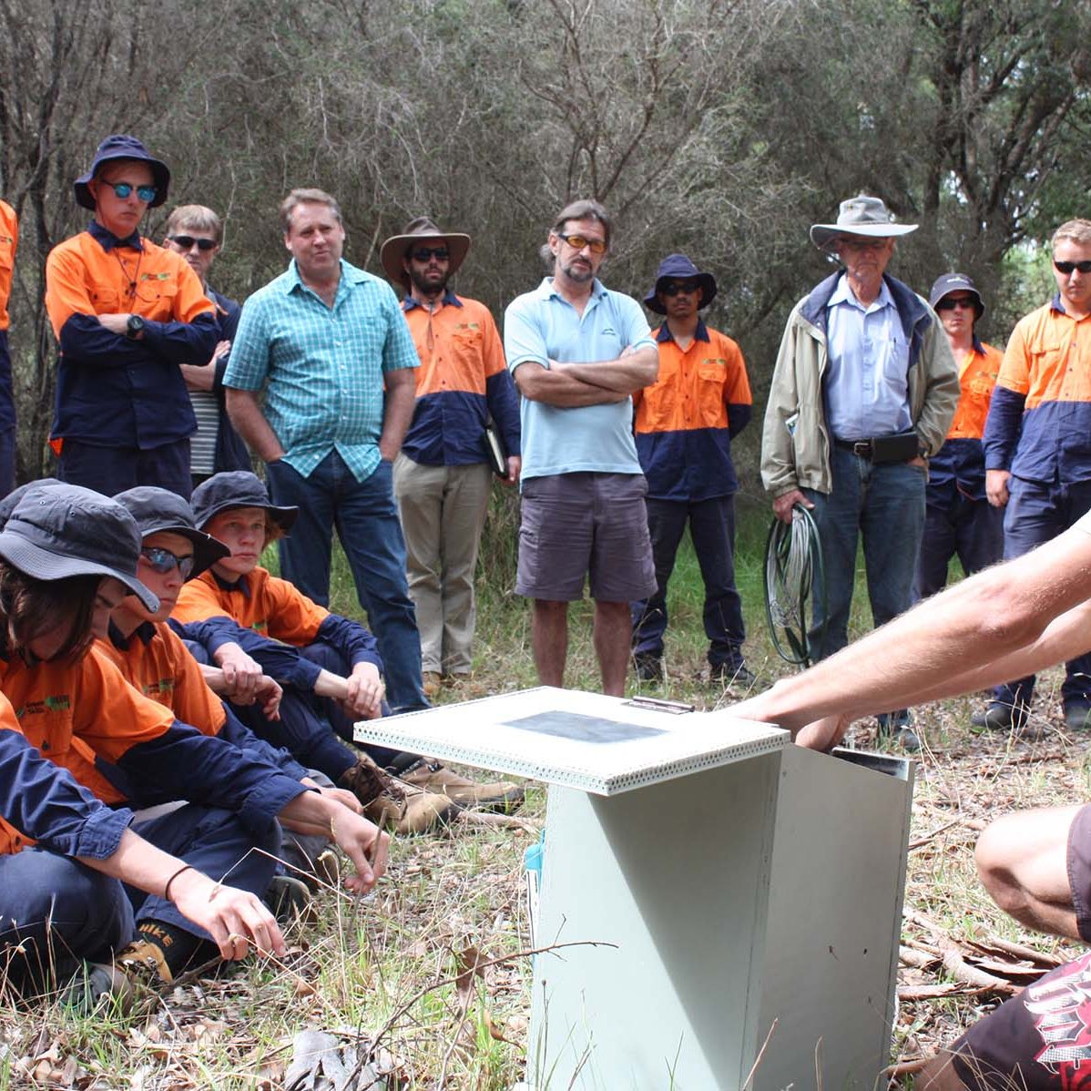 Green Skills Green Army Rick Wilson & Simon Cherriman how to build a nest box